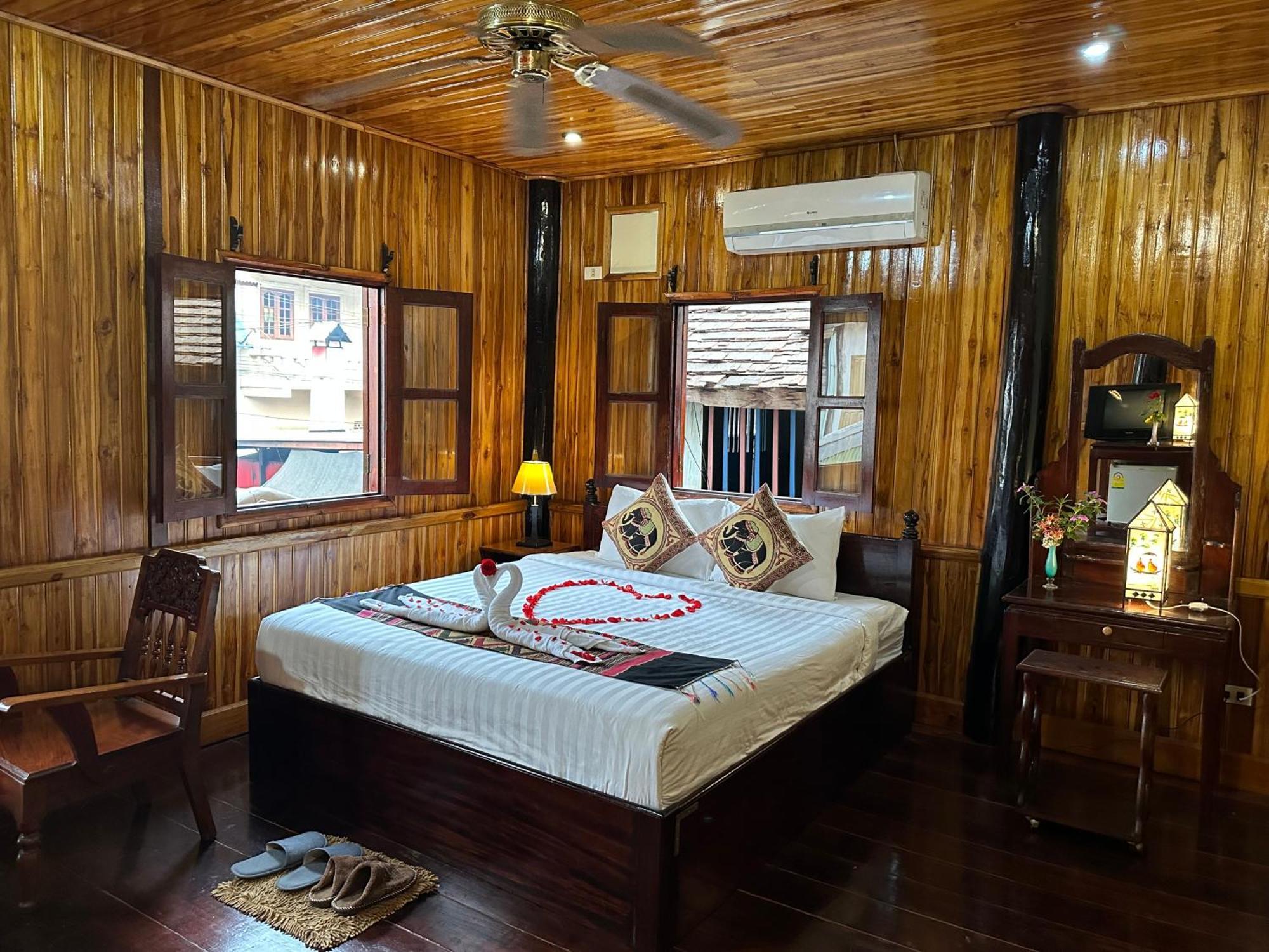 Villa Alounsavath Mekong Riverside ルアンパバーン エクステリア 写真