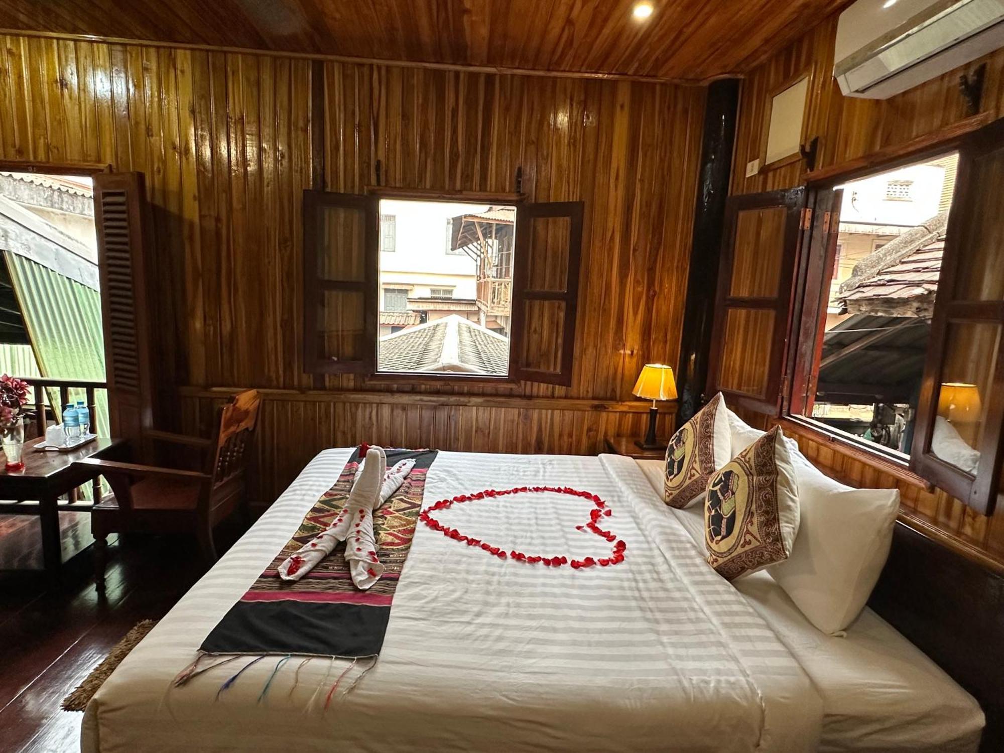 Villa Alounsavath Mekong Riverside ルアンパバーン エクステリア 写真